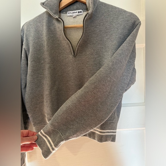 Uniqlo Ines De La Fressange 1/4 Zip Grey Sweatshirt - Picture 12 of 17